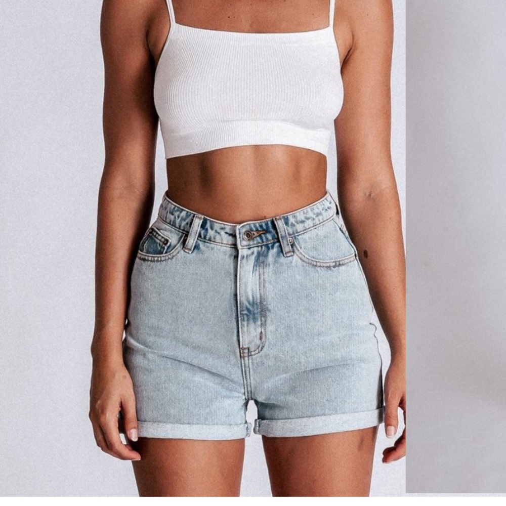 Meshki Verona 
Turn Up Hem Shorts - Light Blue